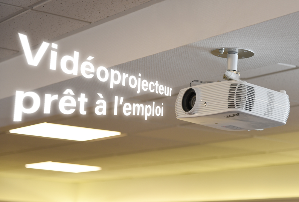 Vidéoprojecteur à disposition